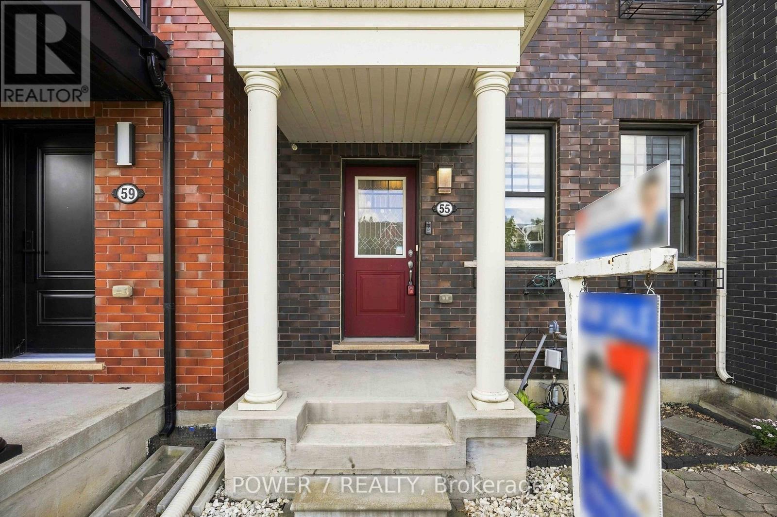 55 Ludwig Court, Whitchurch-Stouffville, Ontario  L4A 1Y6 - Photo 3 - N13709940