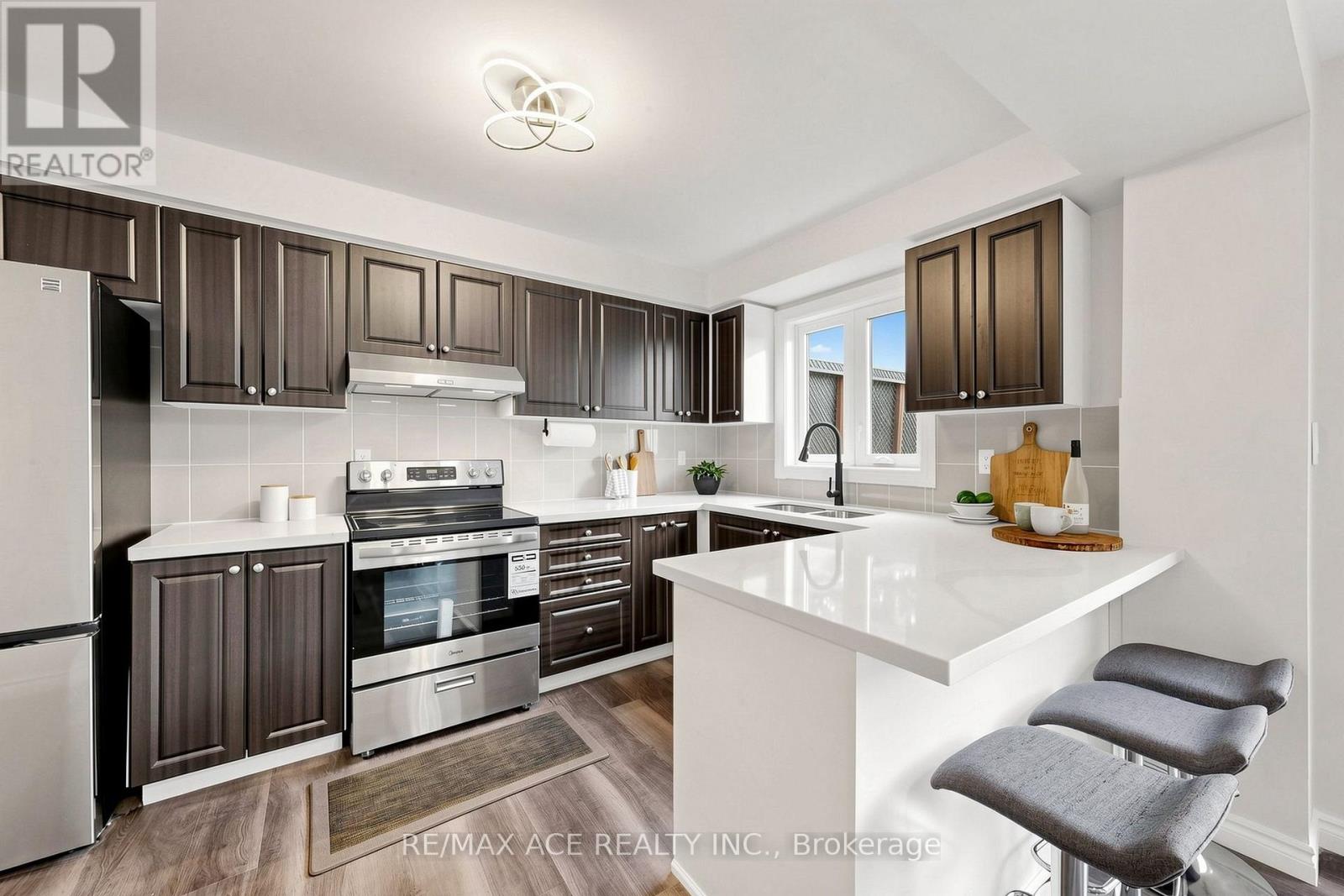 119 Primeau Drive, Aurora, Ontario  L4G 6Z6 - Photo 15 - N13709960