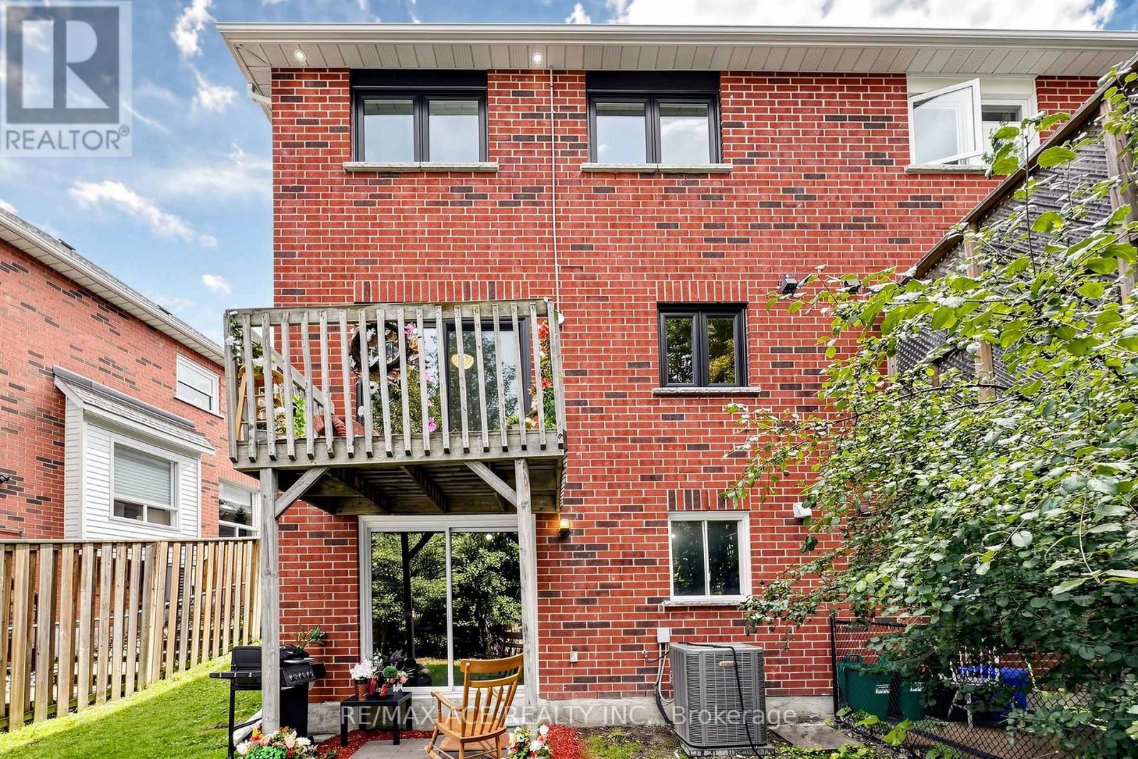 119 Primeau Drive, Aurora, Ontario  L4G 6Z6 - Photo 46 - N13709960