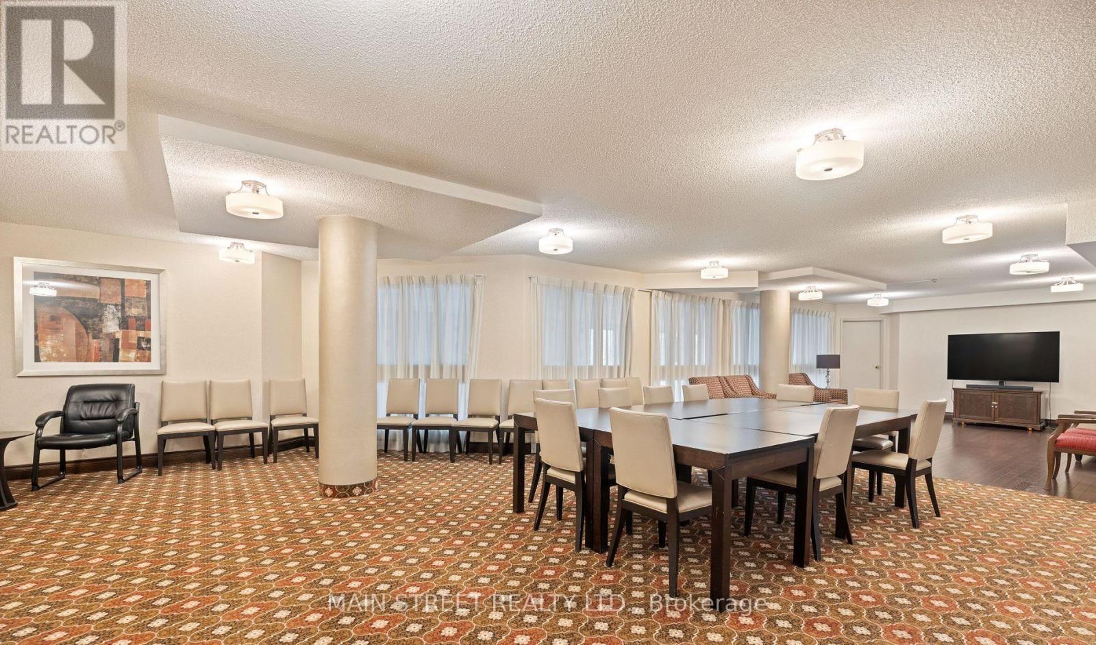 314 - 326 Major Mackenzie Drive E, Richmond Hill (Crosby), Ontario  L4C 8T4 - Photo 6 - N13709998