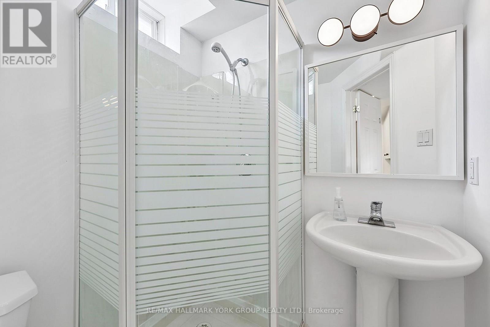 74 Snedden Avenue, Aurora, Ontario  L4G 7K7 - Photo 32 - N13710018