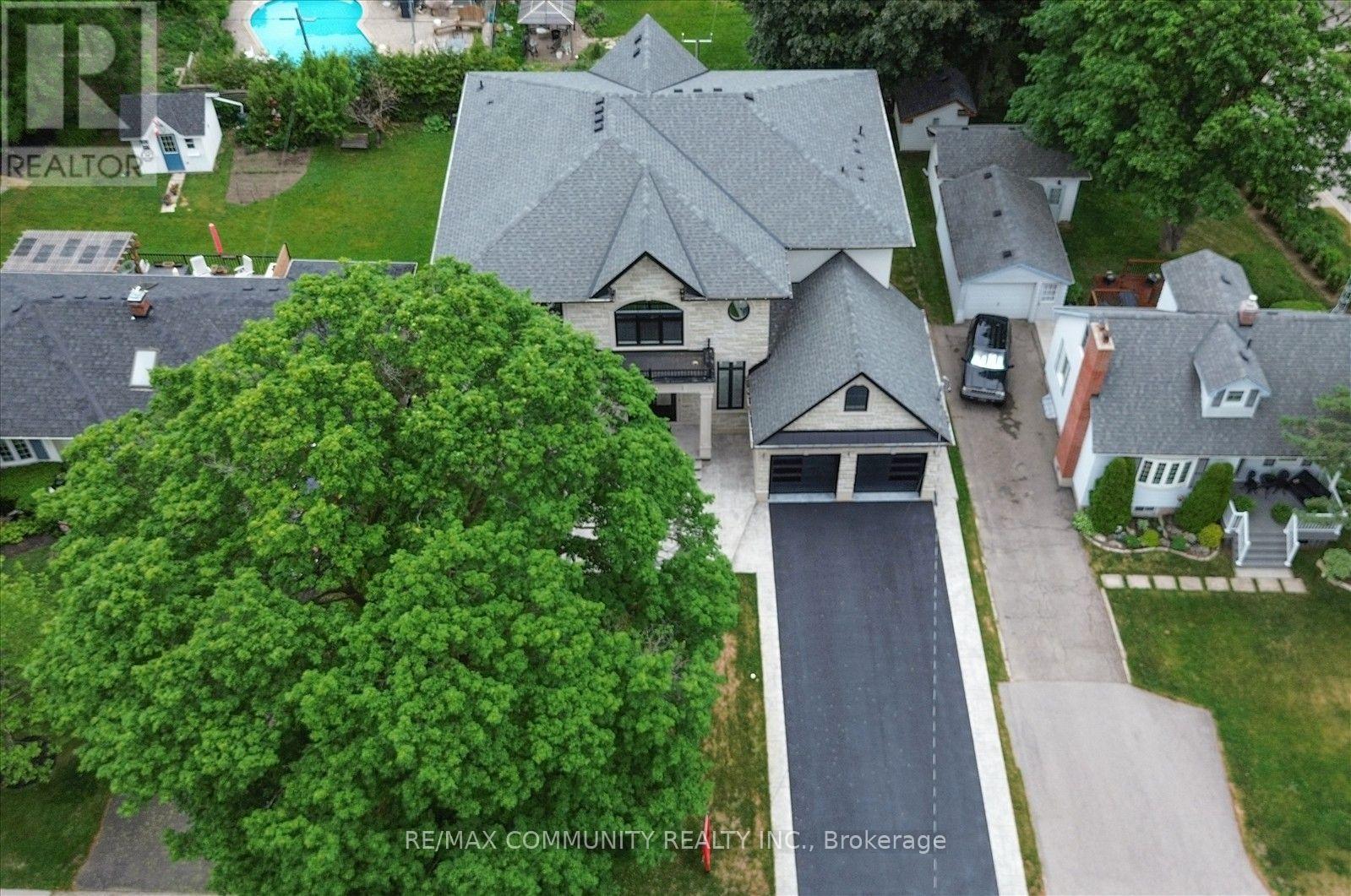 154 Burkholder Street, Whitchurch-Stouffville, Ontario  L4A 4J4 - Photo 9 - N13710086
