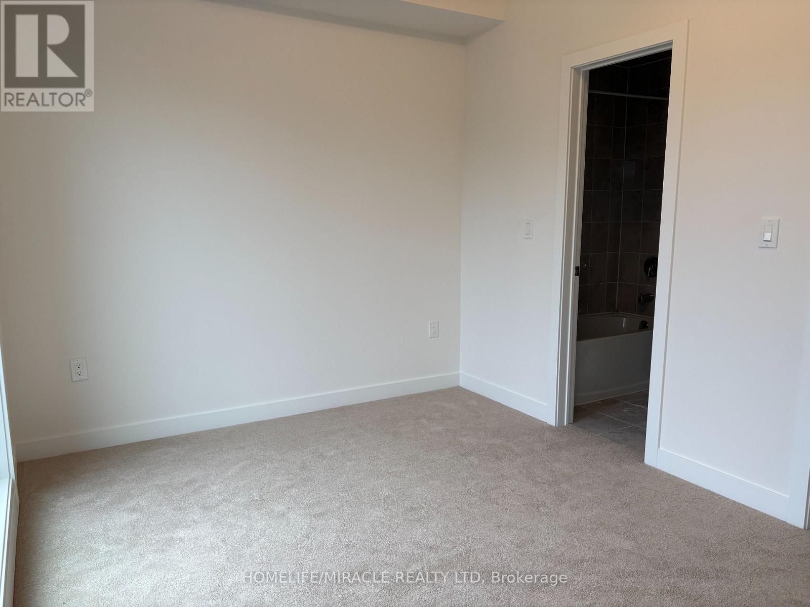 211 - 15100 Yonge Street, Aurora, Ontario  L4G 4C8 - Photo 31 - N13710102