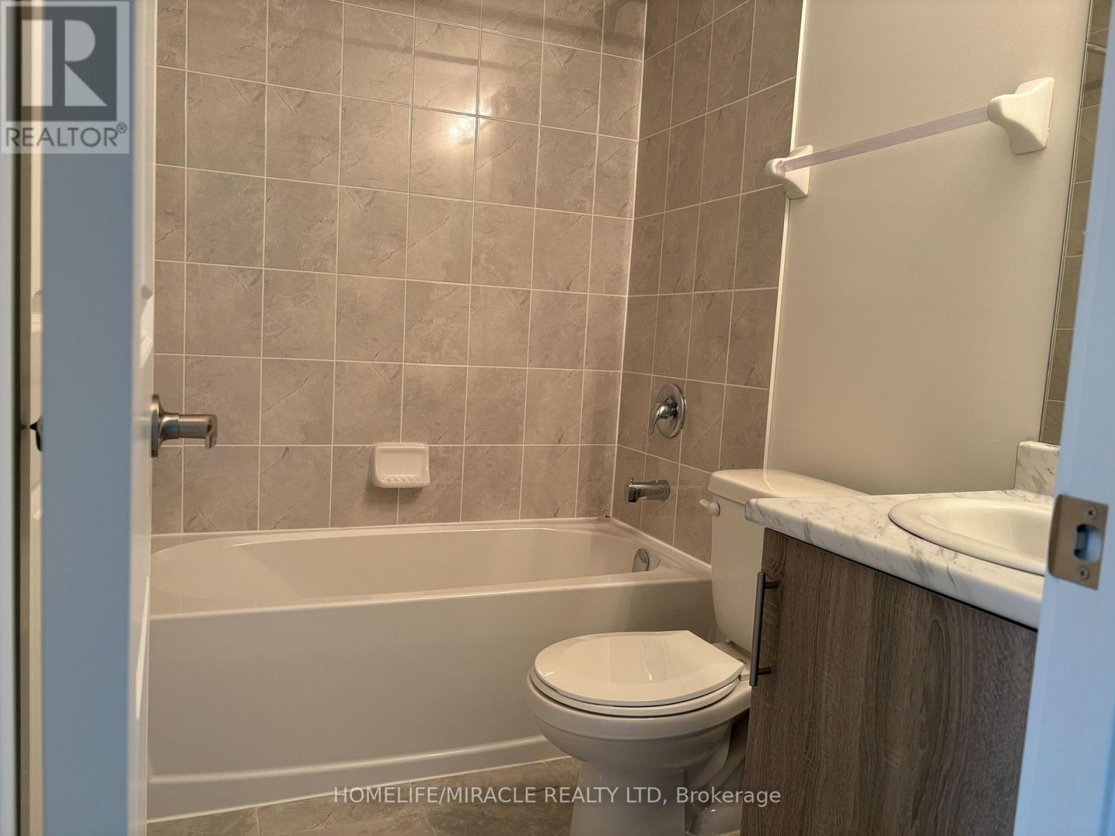211 - 15100 Yonge Street, Aurora, Ontario  L4G 4C8 - Photo 37 - N13710102