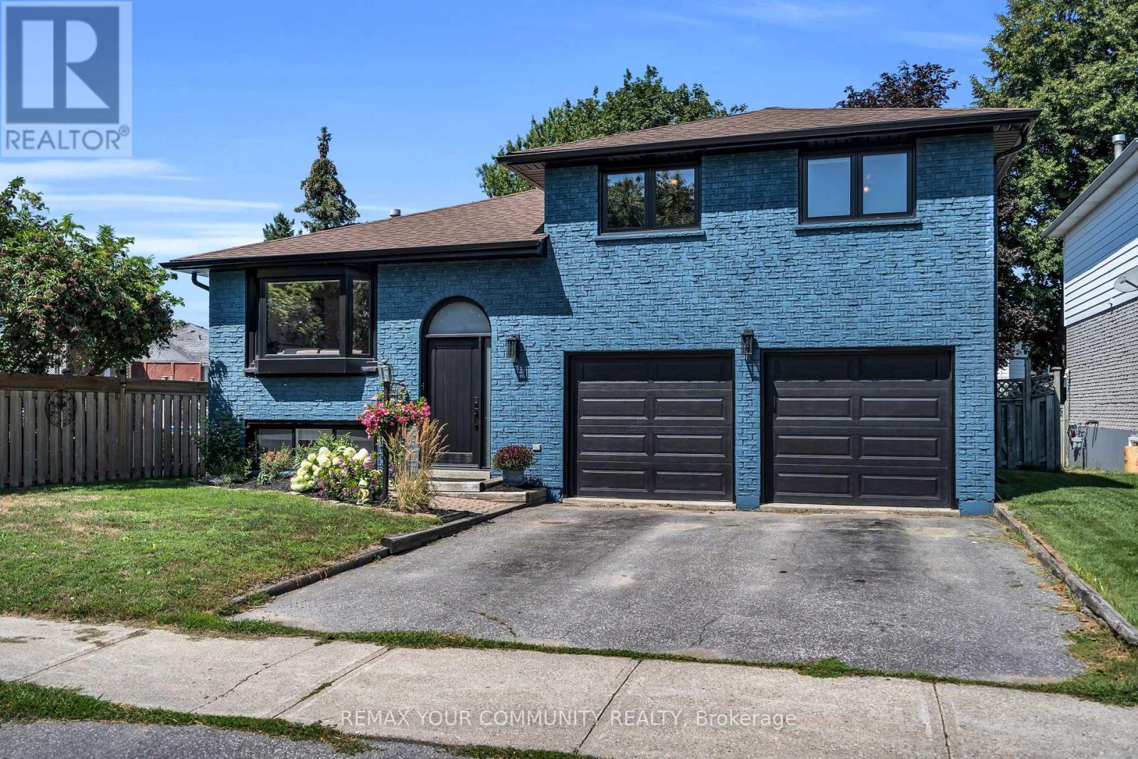 192 Biscayne Boulevard, Georgina, Ontario  L4P 3L5 - Photo 3 - N13710154