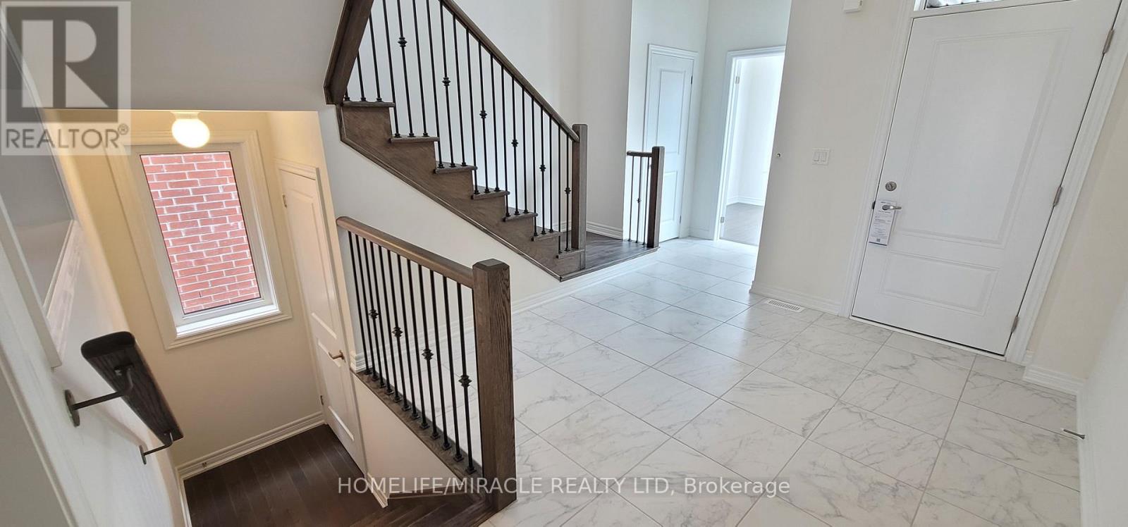 1429 Davis Loop, Innisfil (Lefroy), Ontario  L0L 1W0 - Photo 15 - N13710166