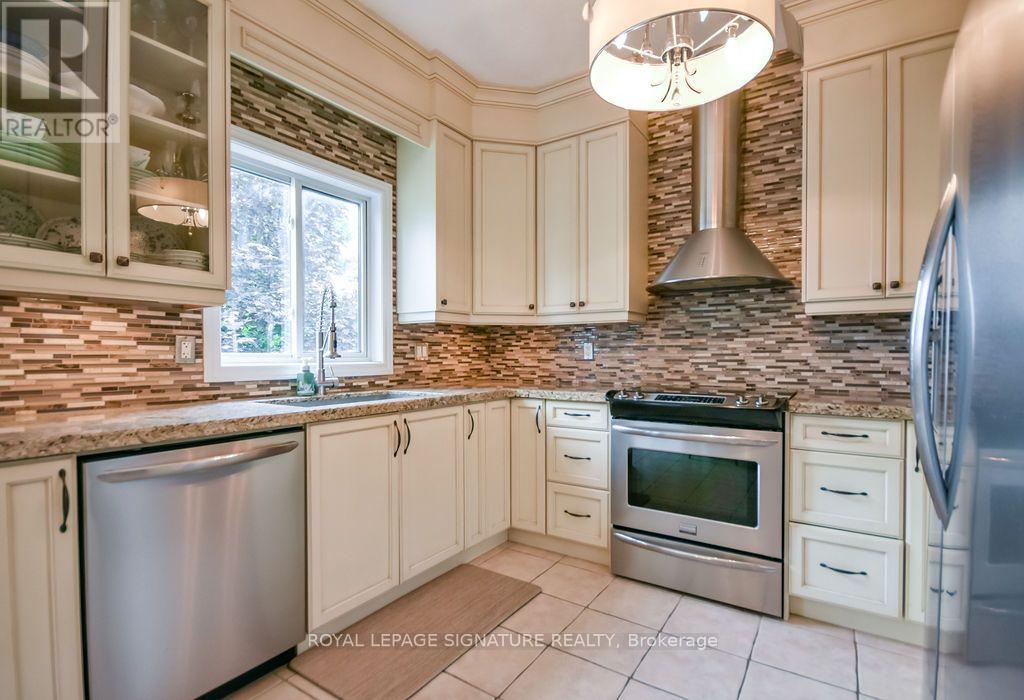 63 Quigley Street, Essa (Angus), Ontario L0M 1B6 - Photo 11 - N13710190