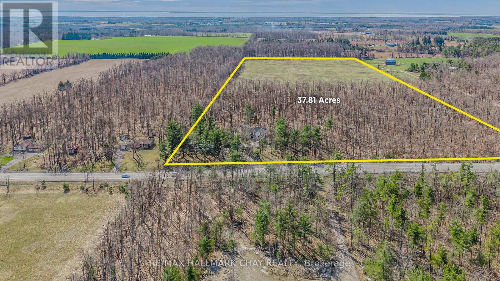 1359 Old Barrie Road E, Oro-Medonte (Hawkestone), Ontario  L0L 1T0 - Photo 2 - S13710136
