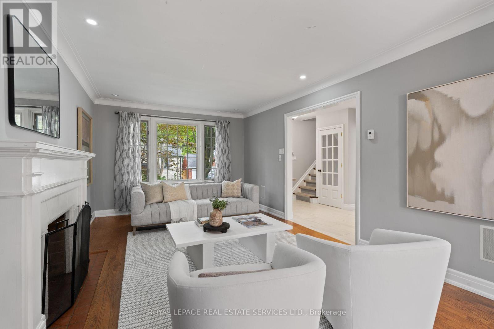 100 Dunedin Drive, Toronto, Ontario  M8X 2K5 - Photo 4 - W13709930