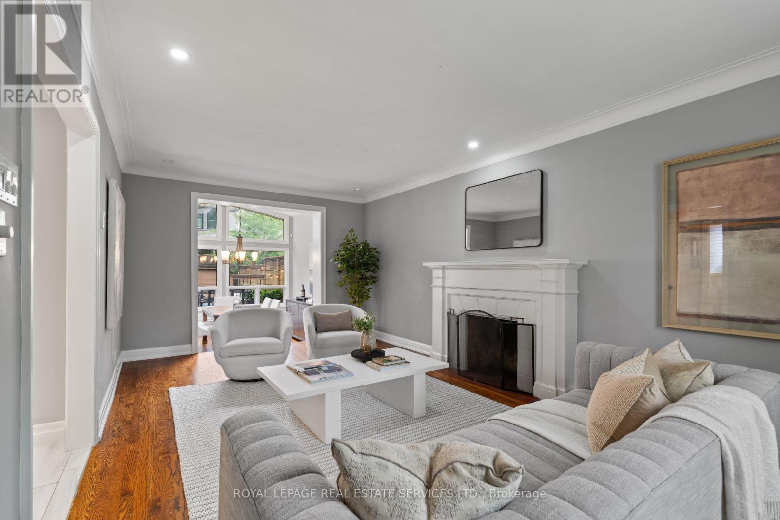 100 Dunedin Drive, Toronto, Ontario  M8X 2K5 - Photo 6 - W13709930