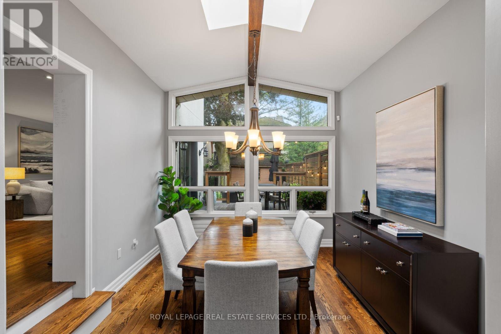 100 Dunedin Drive, Toronto, Ontario  M8X 2K5 - Photo 7 - W13709930