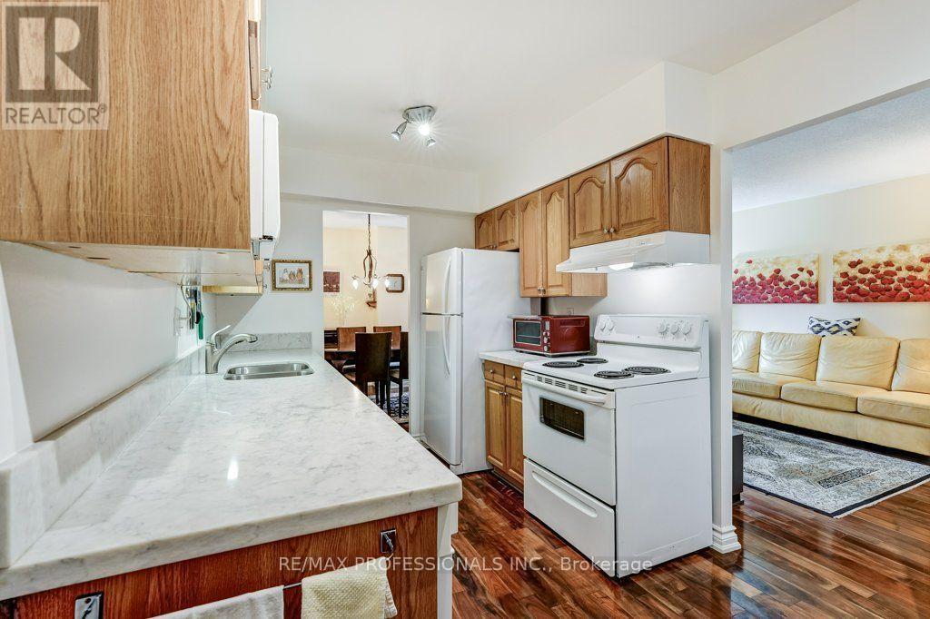 112 - 420 Mill Road, Toronto, Ontario  M9C 1Z1 - Photo 8 - W13710028