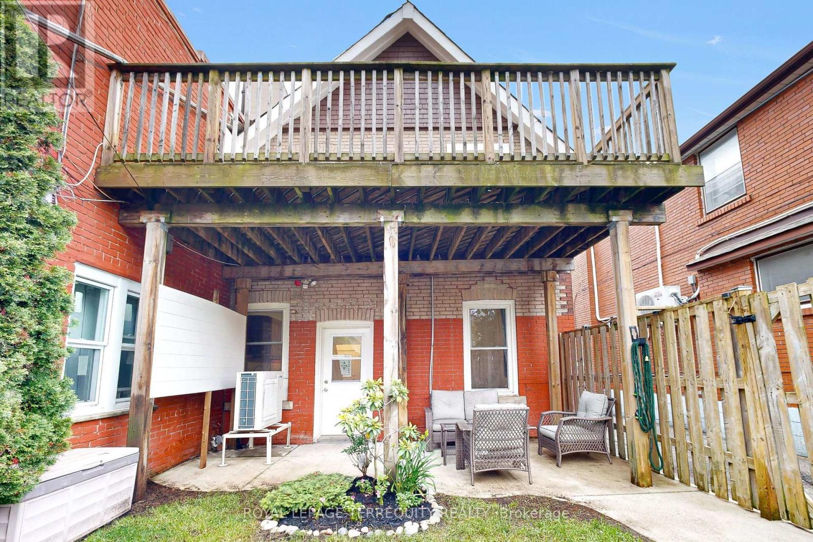 372 St Johns Road, Toronto, Ontario  M6S 2K8 - Photo 29 - W13710048