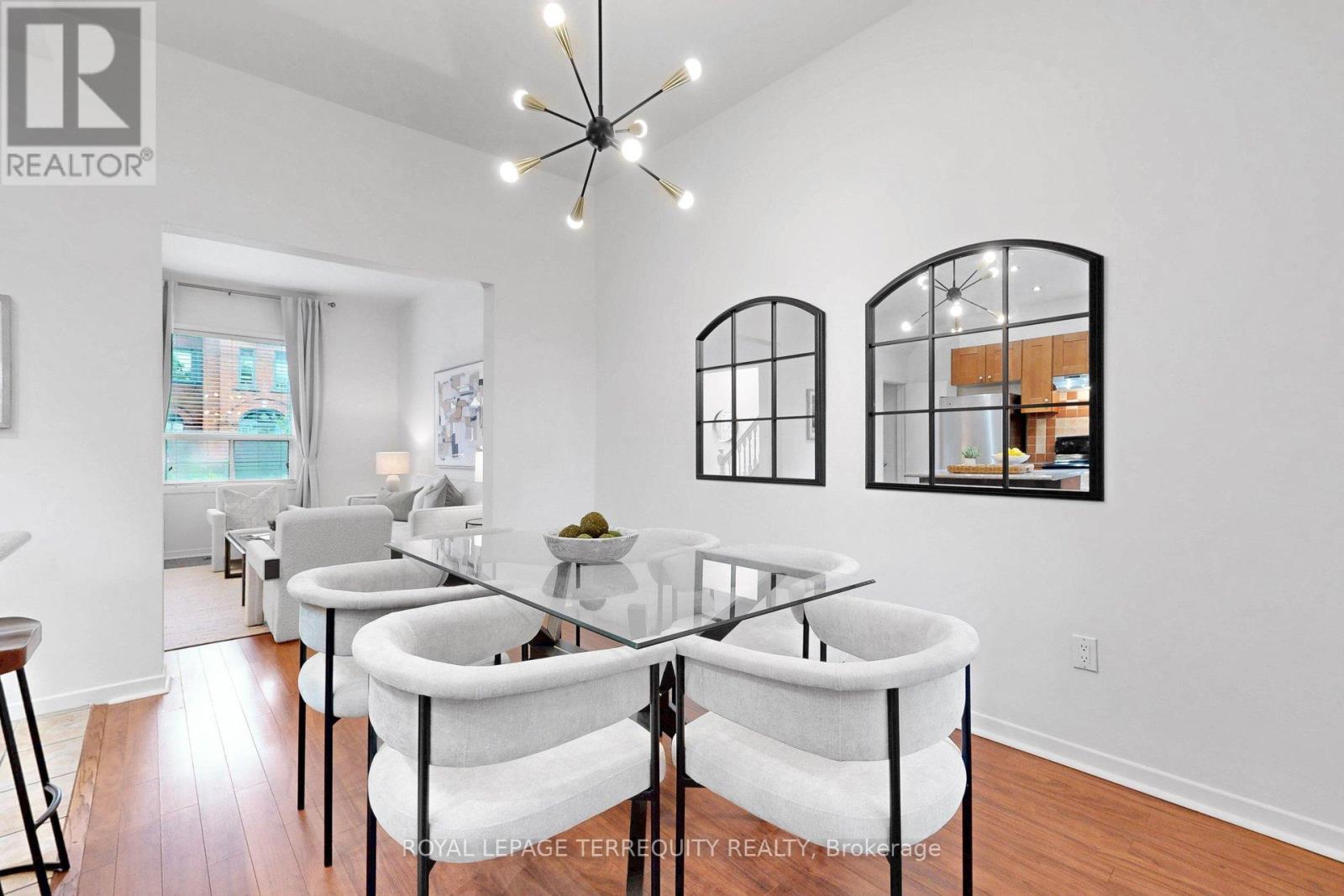 372 St Johns Road, Toronto, Ontario  M6S 2K8 - Photo 8 - W13710048