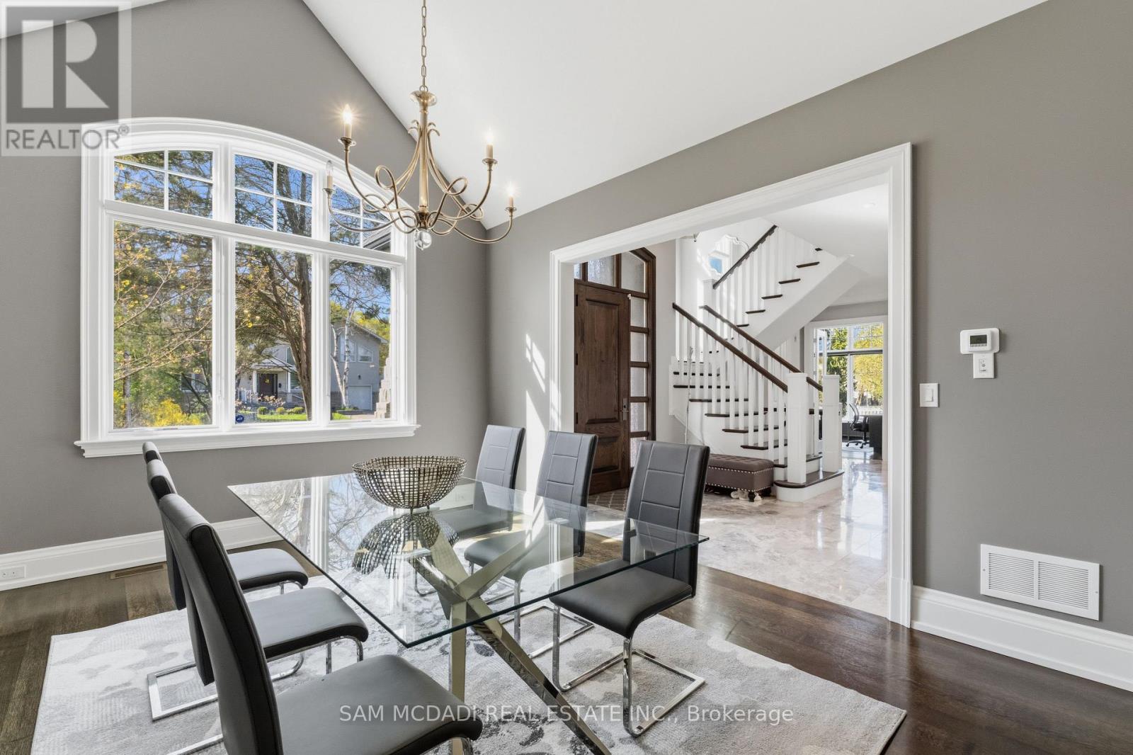 36 Veronica Drive, Mississauga, Ontario  L5G 2B2 - Photo 13 - W13710070