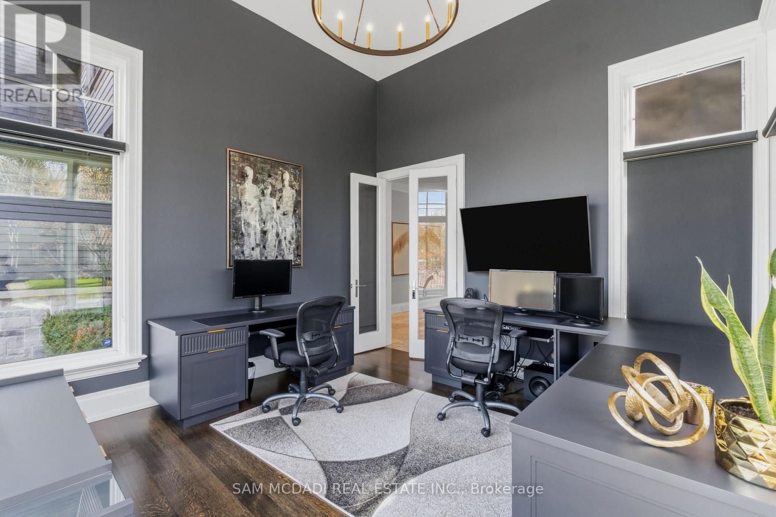 36 Veronica Drive, Mississauga, Ontario  L5G 2B2 - Photo 16 - W13710070