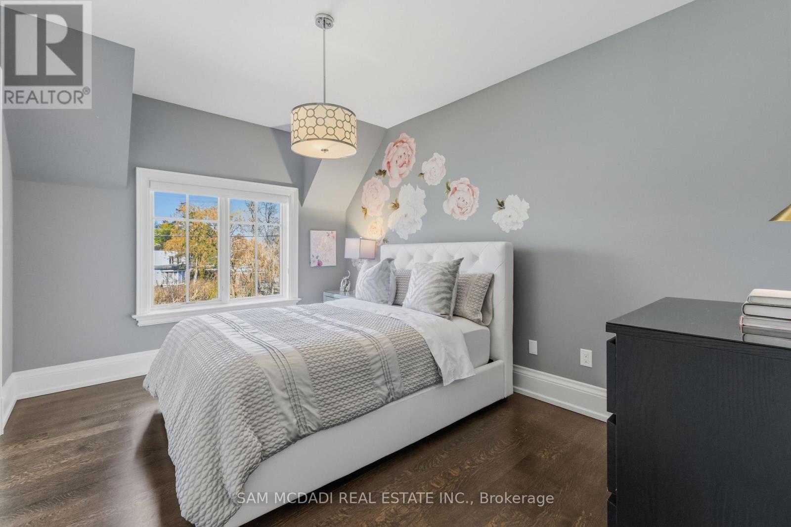 36 Veronica Drive, Mississauga, Ontario  L5G 2B2 - Photo 27 - W13710070