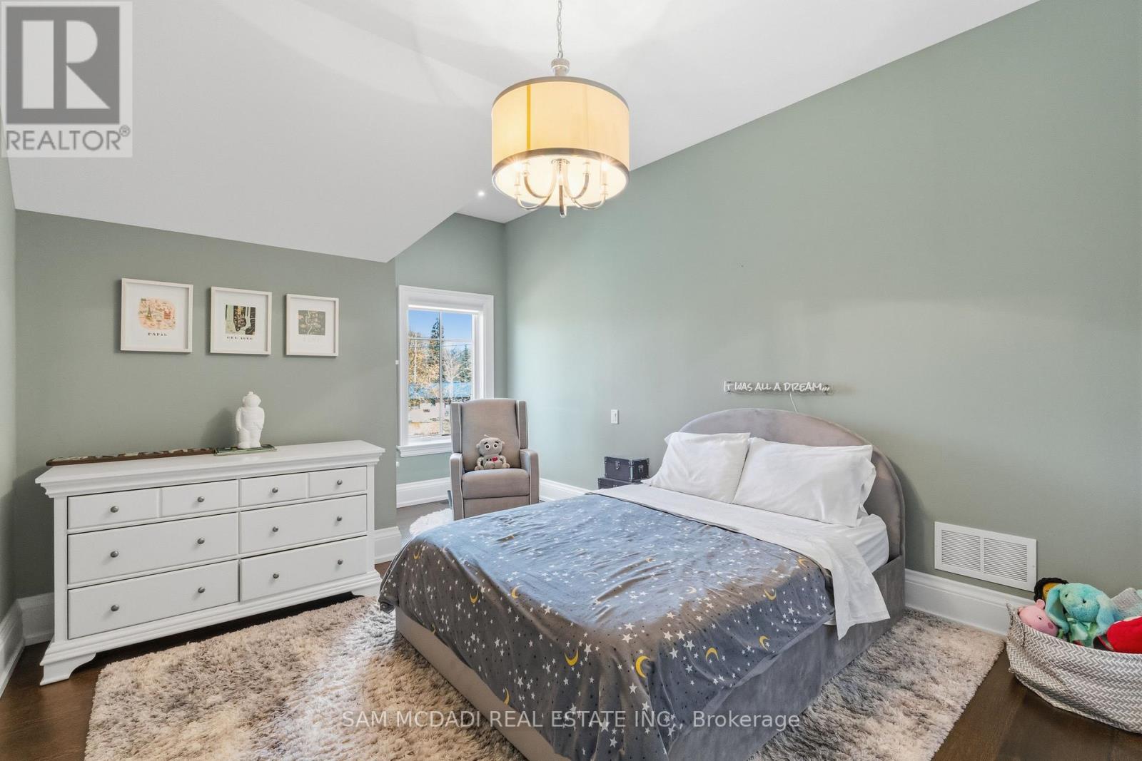 36 Veronica Drive, Mississauga, Ontario  L5G 2B2 - Photo 30 - W13710070