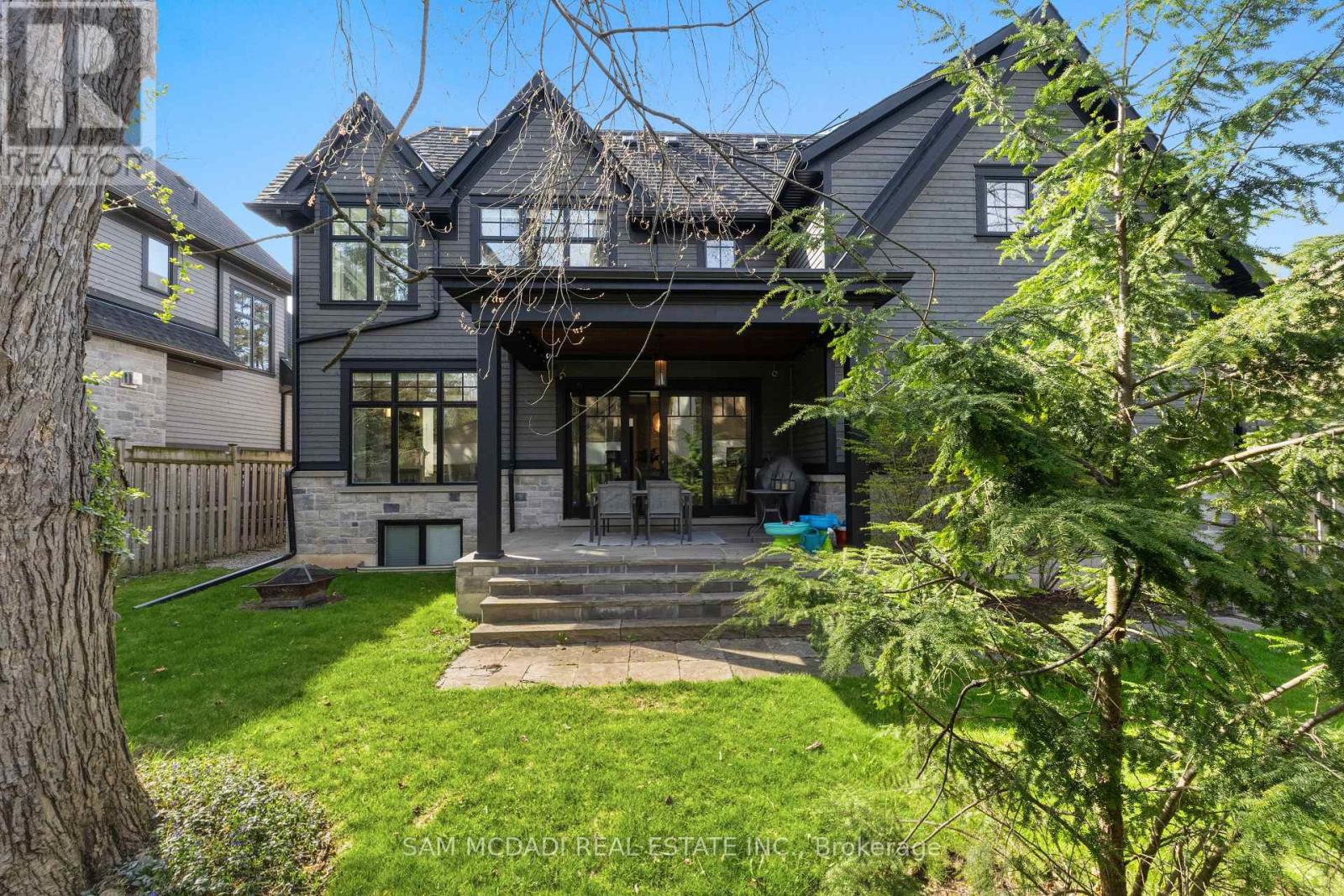 36 Veronica Drive, Mississauga, Ontario  L5G 2B2 - Photo 40 - W13710070