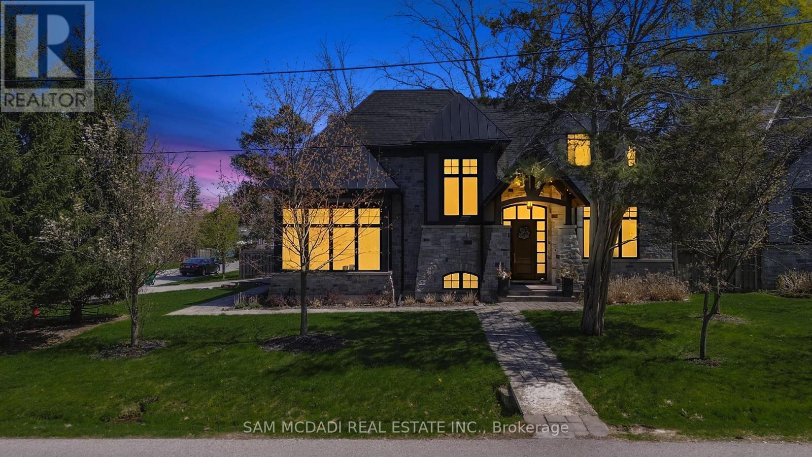 36 Veronica Drive, Mississauga, Ontario  L5G 2B2 - Photo 42 - W13710070