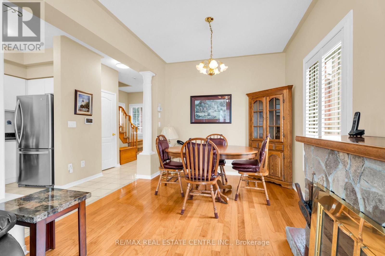 7404 Davemark Court, Mississauga, Ontario  L5N 7P3 - Photo 19 - W13710076