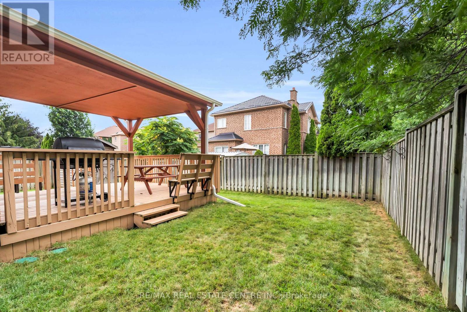 7404 Davemark Court, Mississauga, Ontario  L5N 7P3 - Photo 45 - W13710076