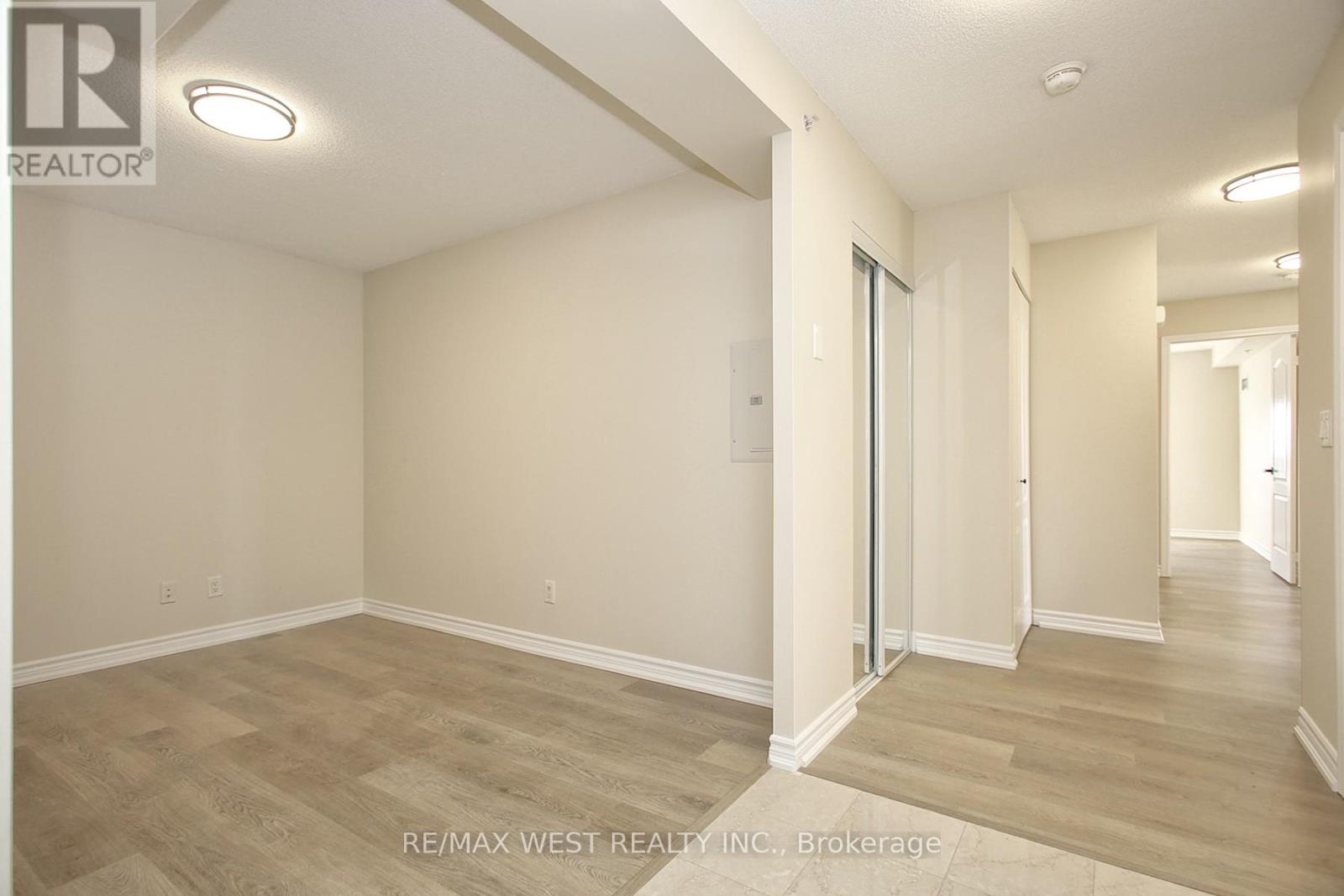1101 - 350 Princess Royal Drive, Mississauga, Ontario L5B 4N1 - Photo 5 - W13710178