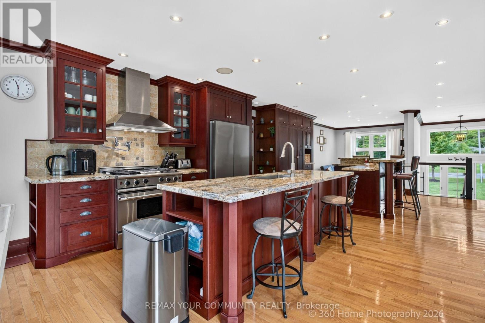 12 Cairns Boulevard, Springwater, Ontario L0L 1X0 - Photo 10 - S13704894