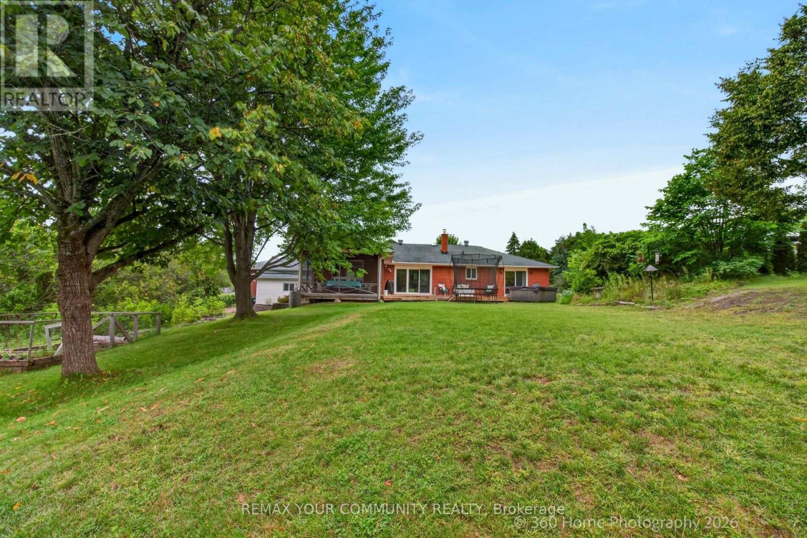 12 Cairns Boulevard, Springwater, Ontario L0L 1X0 - Photo 30 - S13704894