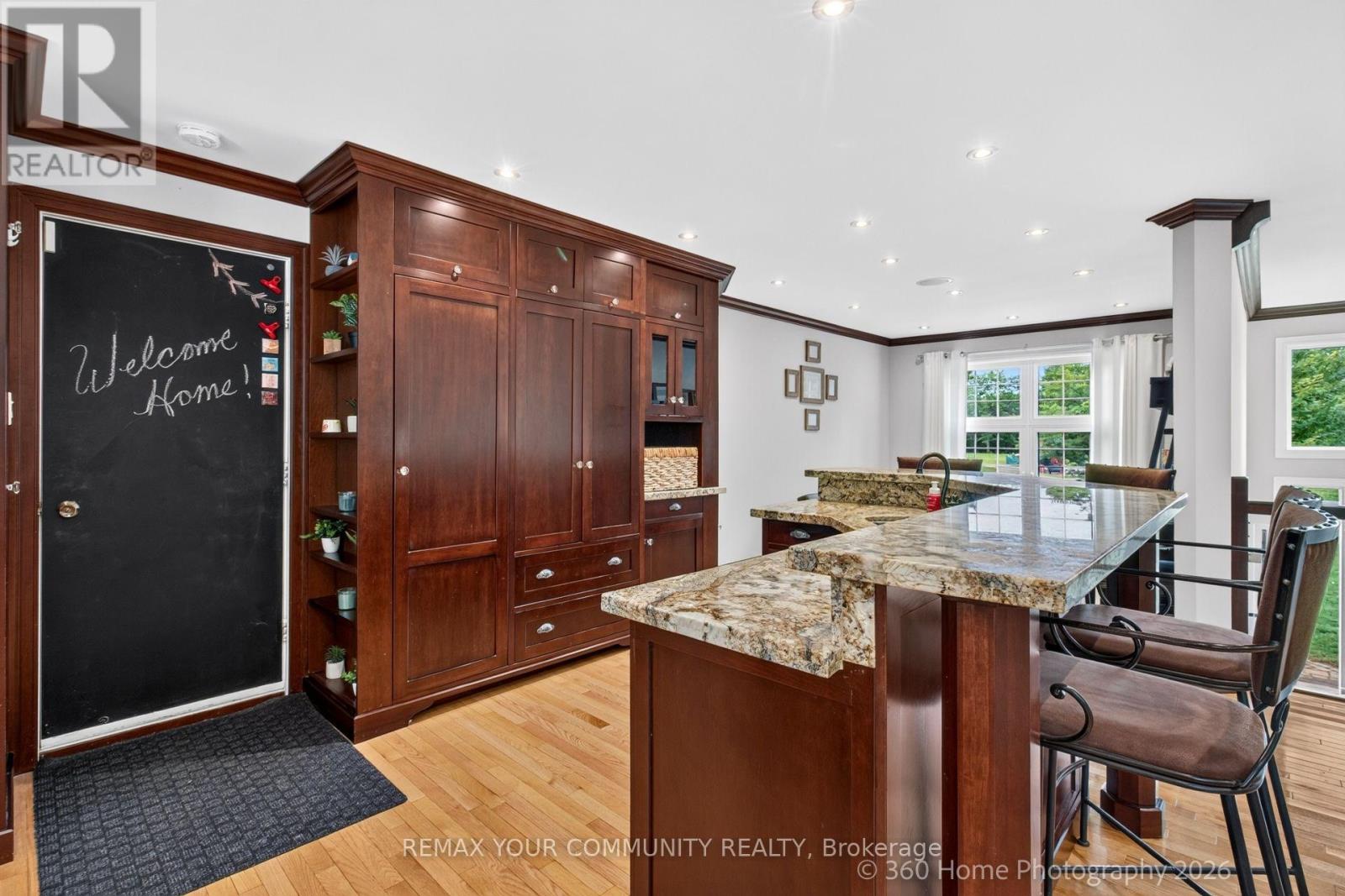 12 Cairns Boulevard, Springwater, Ontario L0L 1X0 - Photo 8 - S13704894