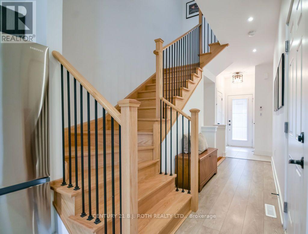 35 Pumpkin Corner Crescent, Barrie, Ontario  L9J 0T5 - Photo 19 - S13673944