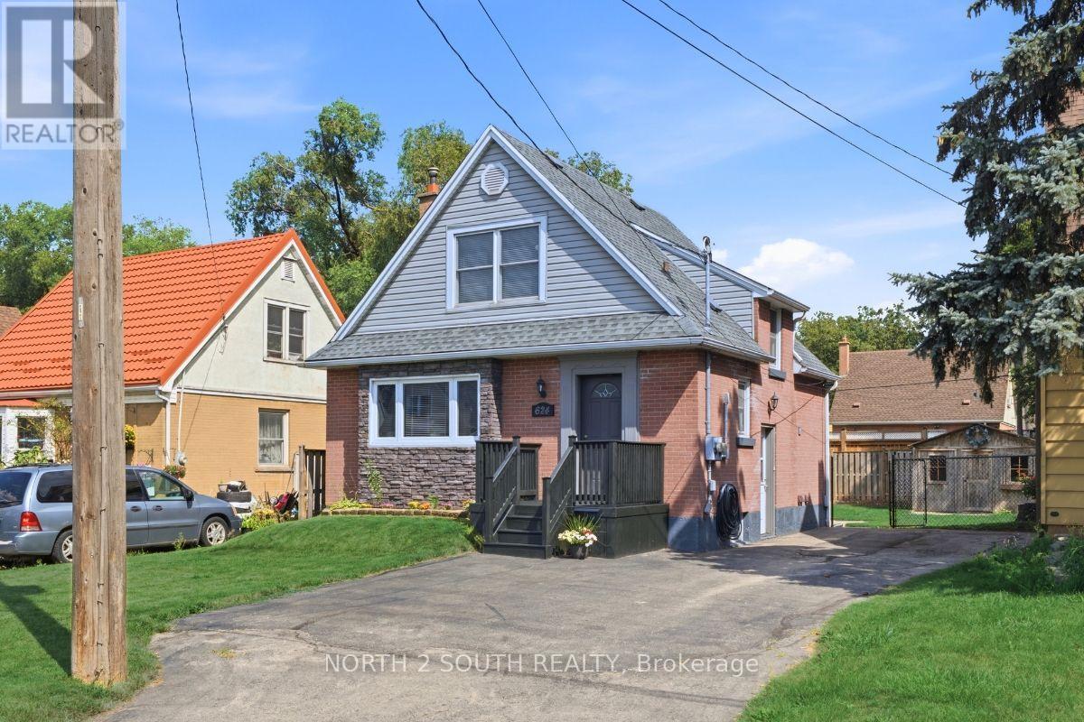 624 Brighton Avenue, Hamilton, Ontario  L8H 6H2 - Photo 3 - X13696162