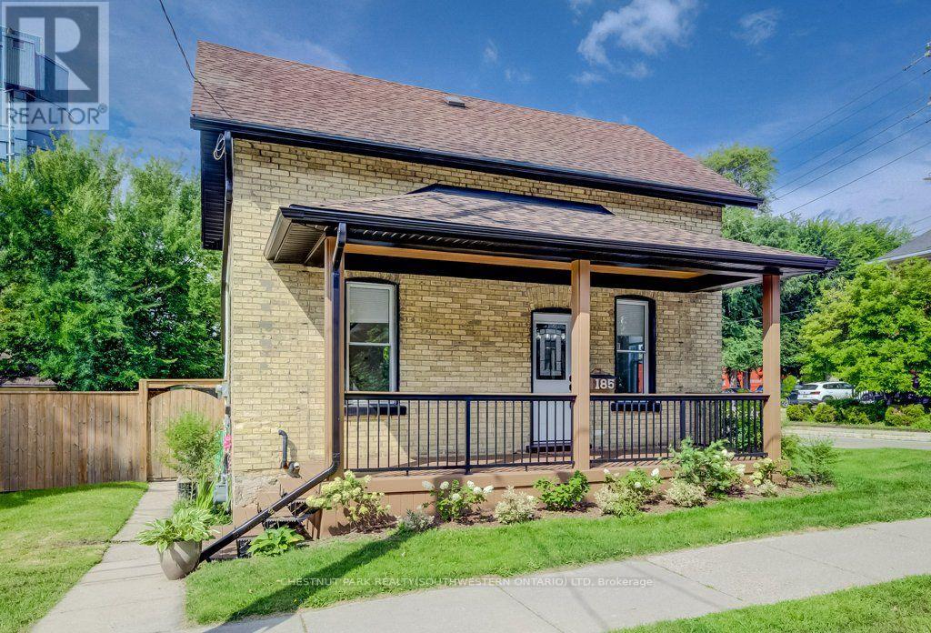 185 Strange Street, Kitchener, Ontario  N2G 1R5 - Photo 2 - X13709918