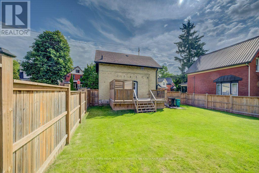 185 Strange Street, Kitchener, Ontario  N2G 1R5 - Photo 34 - X13709918