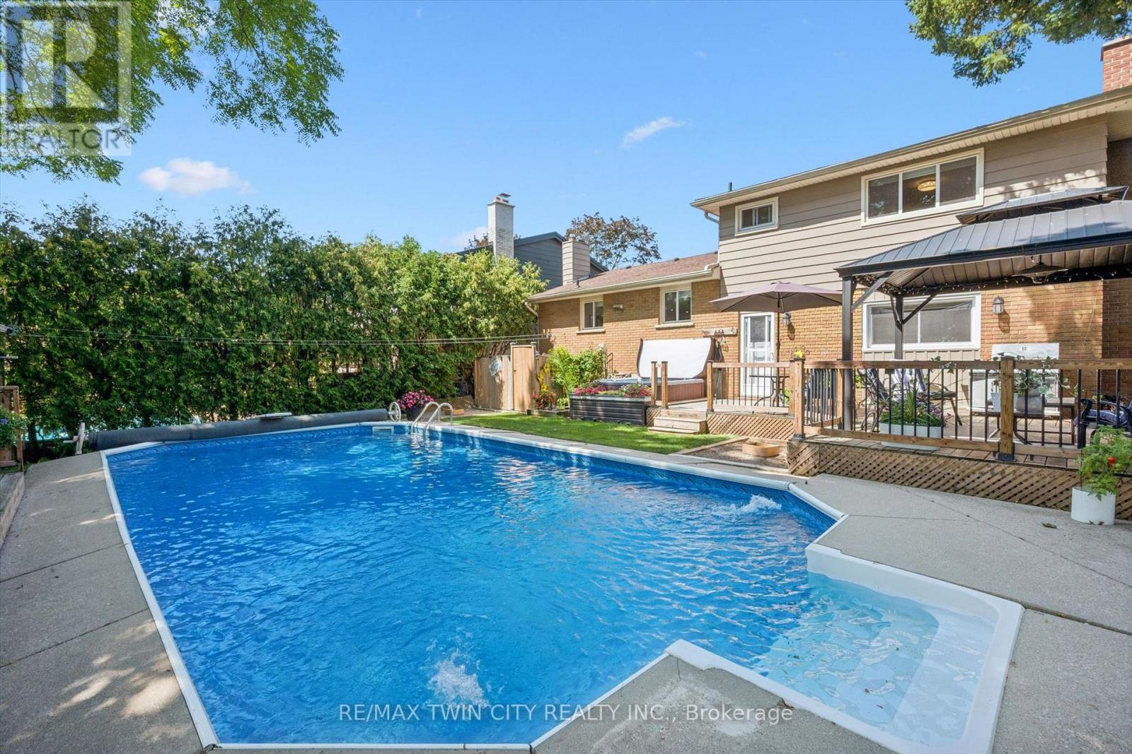 19 Mcgarry Drive, Kitchener, Ontario N2N 1A3 - Photo 35 - X13709968