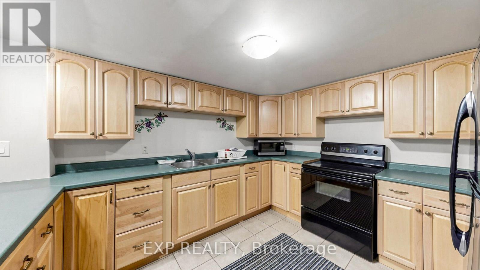 28 Hurlbut Place, Cambridge, Ontario  N1T 1L6 - Photo 36 - X13710032