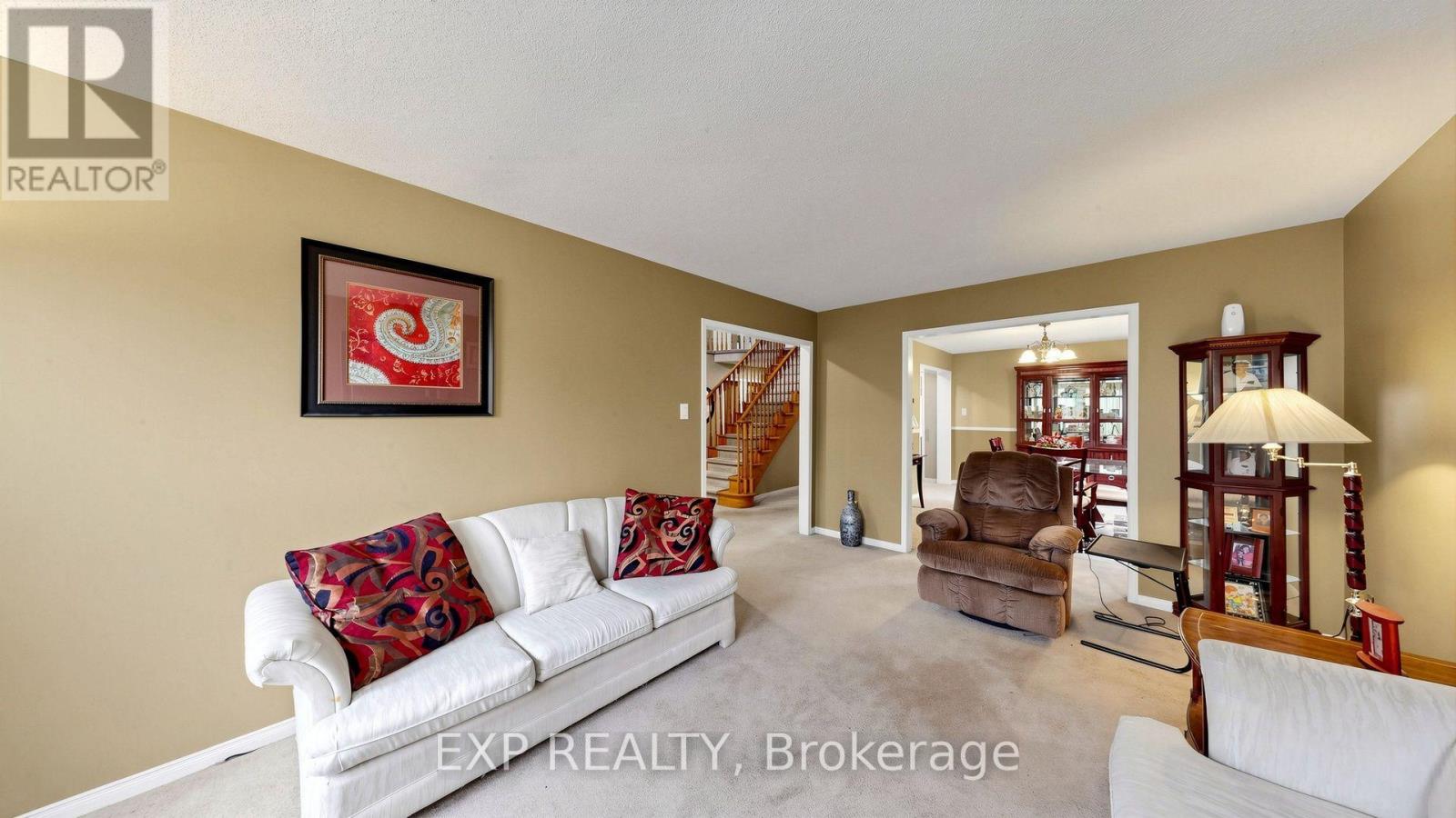 28 Hurlbut Place, Cambridge, Ontario  N1T 1L6 - Photo 4 - X13710032