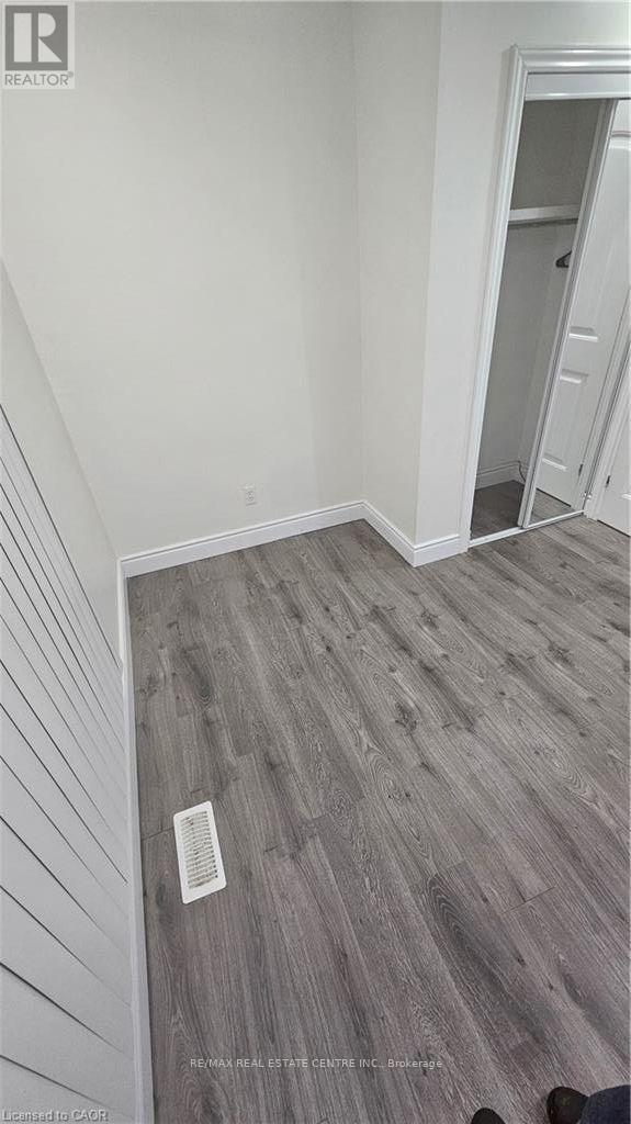 Upper Level - 6 Patience Crescent, London South, Ontario N6E 2K9 - Photo 10 - X13710148