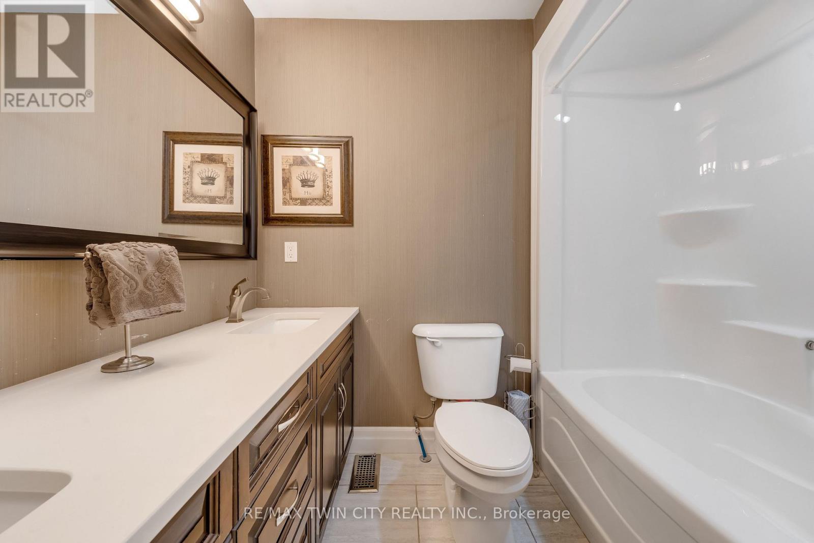 3 - 258 Edgewater Crescent, Kitchener, Ontario  N2A 4M2 - Photo 25 - X13710188
