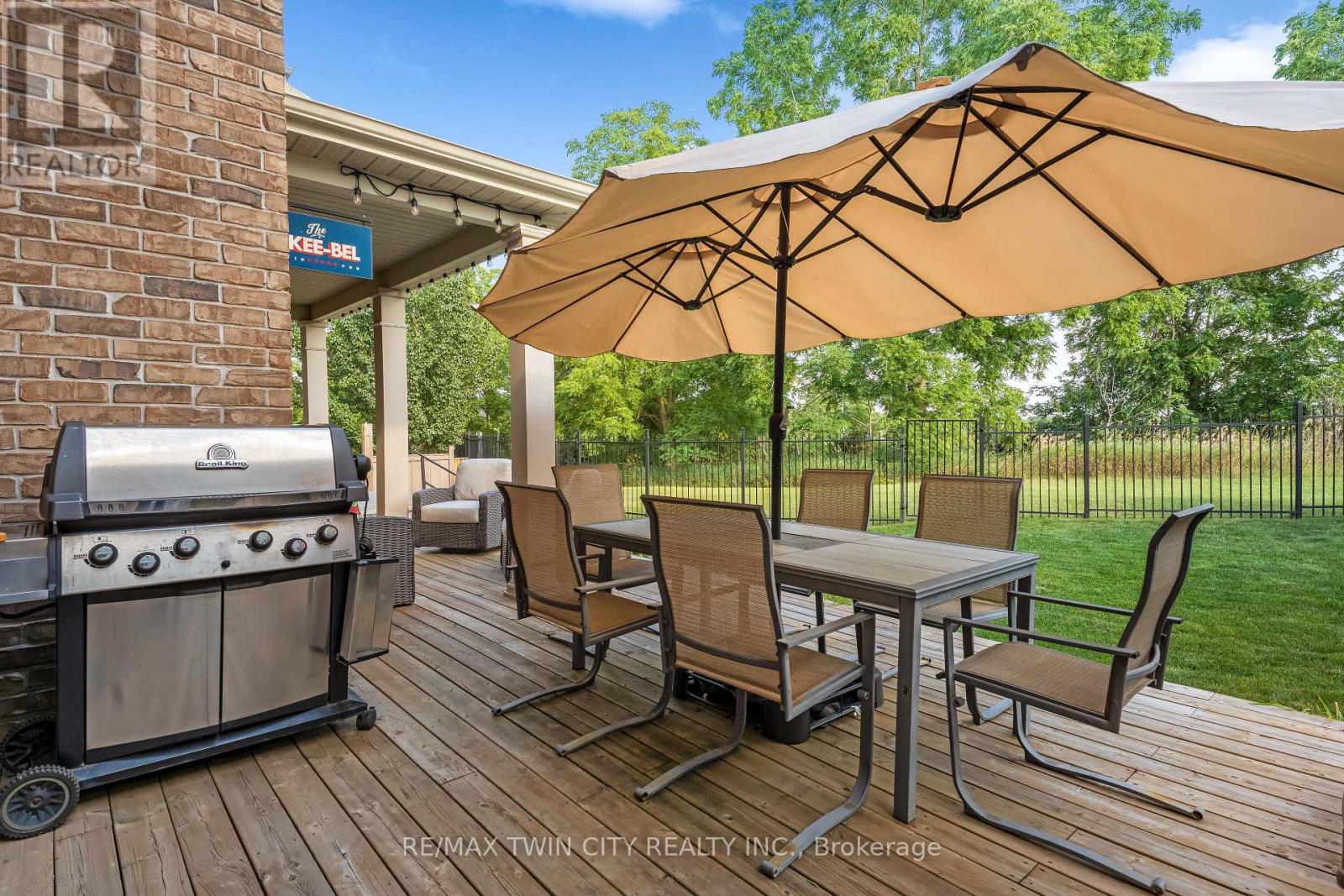 3 - 258 Edgewater Crescent, Kitchener, Ontario  N2A 4M2 - Photo 41 - X13710188