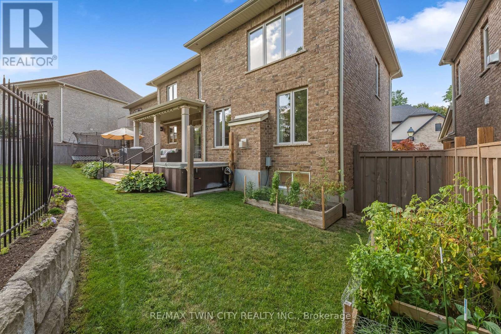 3 - 258 Edgewater Crescent, Kitchener, Ontario  N2A 4M2 - Photo 45 - X13710188