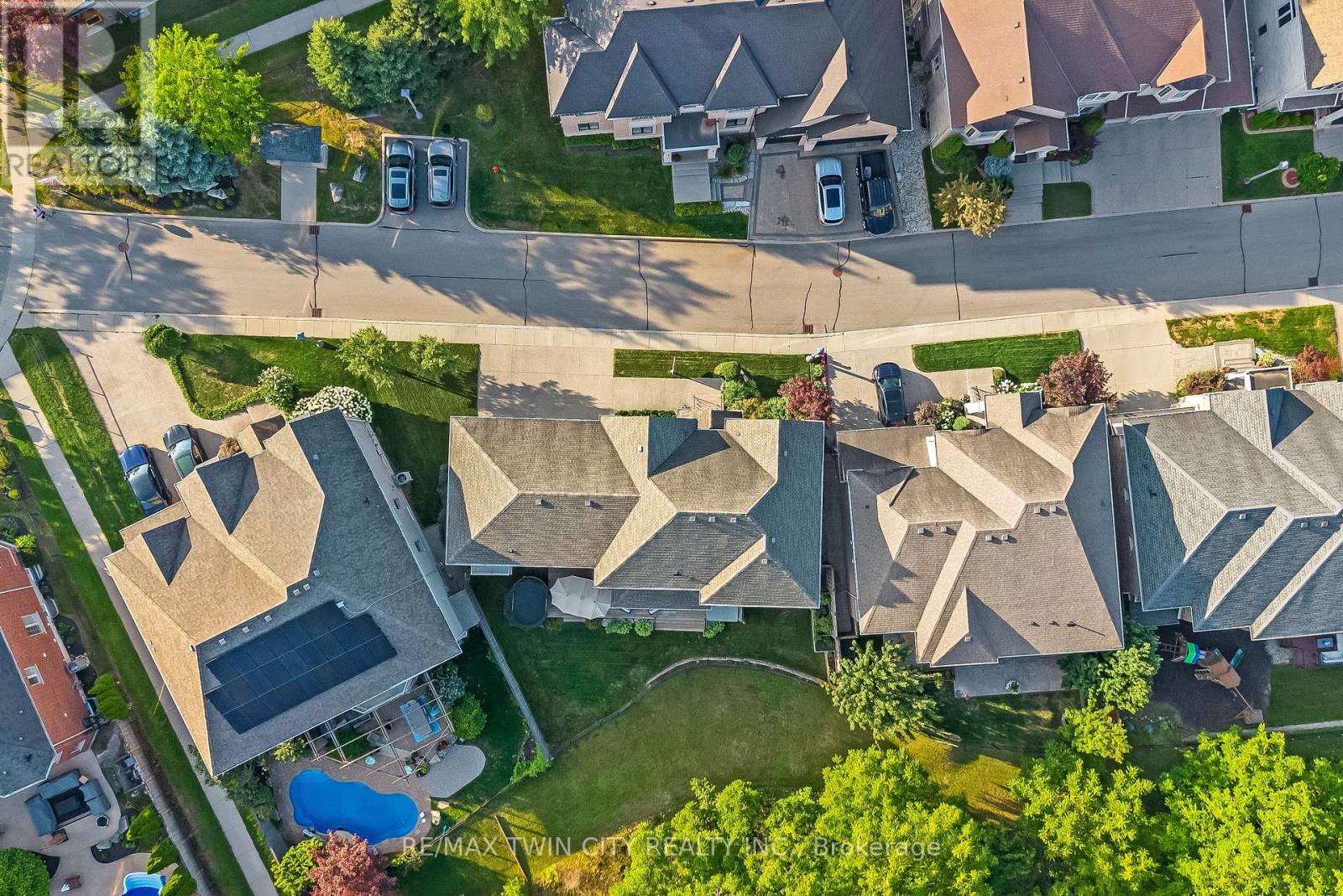 3 - 258 Edgewater Crescent, Kitchener, Ontario  N2A 4M2 - Photo 47 - X13710188