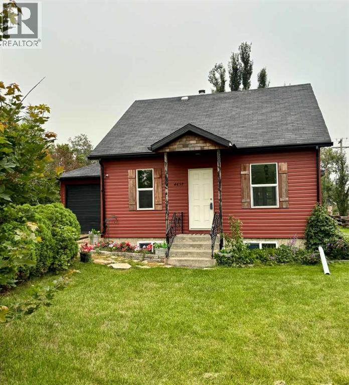 4637 50 Avenue, Bentley, Alberta  T0C 0J0 - Photo 2 - A2335861