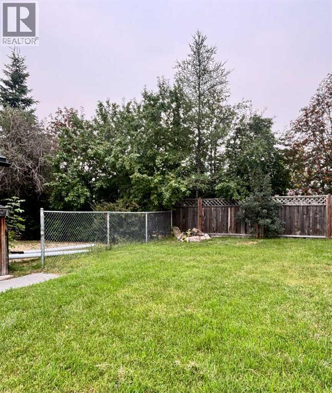 4637 50 Avenue, Bentley, Alberta  T0C 0J0 - Photo 27 - A2335861