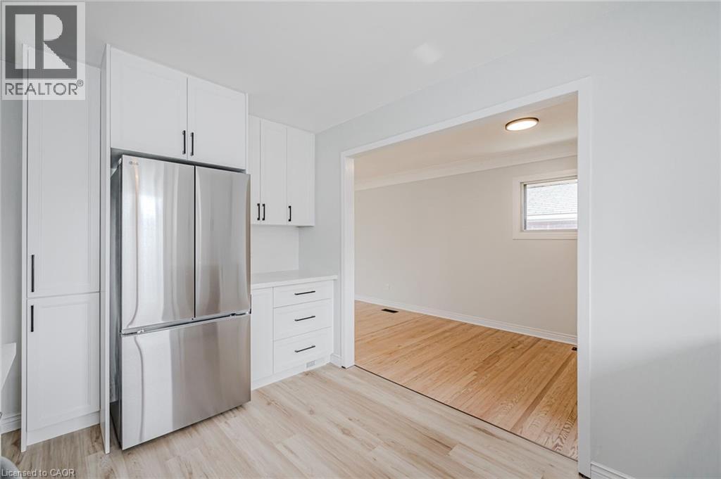 38 Endfield Avenue Unit# Main, Hamilton, Ontario  L8T 2L4 - Photo 9 - 40844740