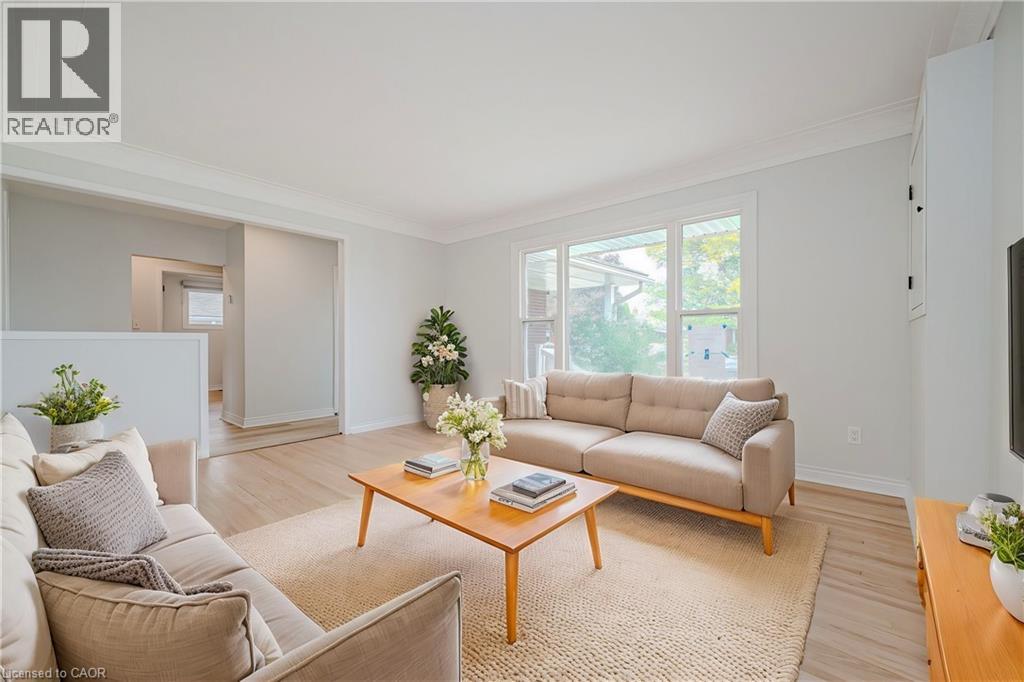 38 Endfield Avenue Unit# Main, Hamilton, Ontario  L8T 2L4 - Photo 5 - 40844740