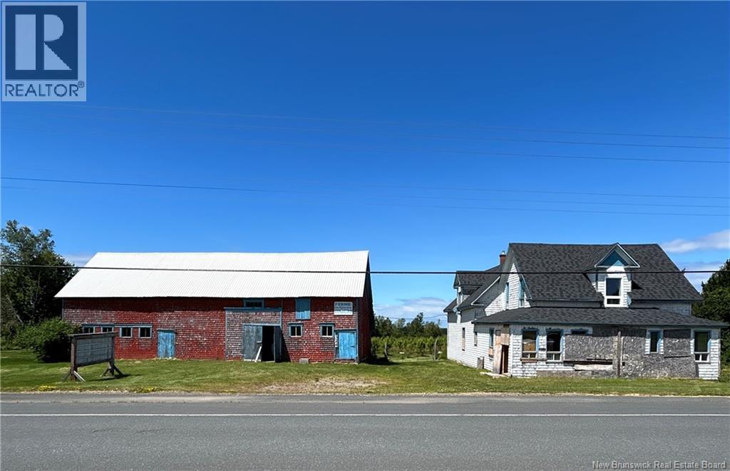 324 Des Acadiens Boulevard, Bertrand, New Brunswick