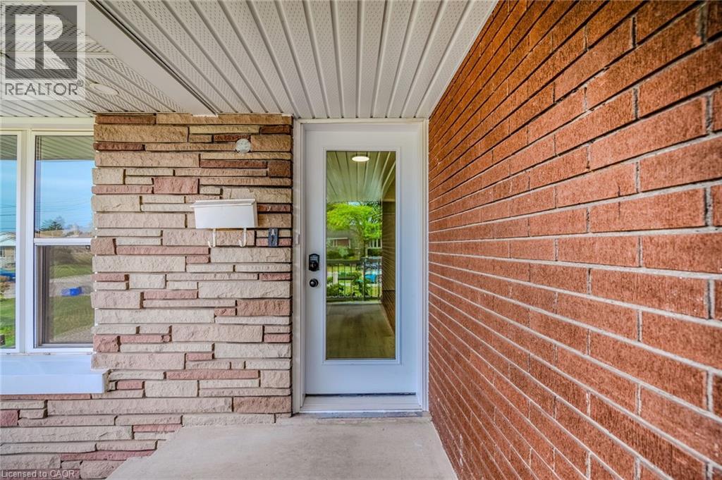 38 Endfield Avenue Unit# Main, Hamilton, Ontario  L8T 2L4 - Photo 2 - 40844740