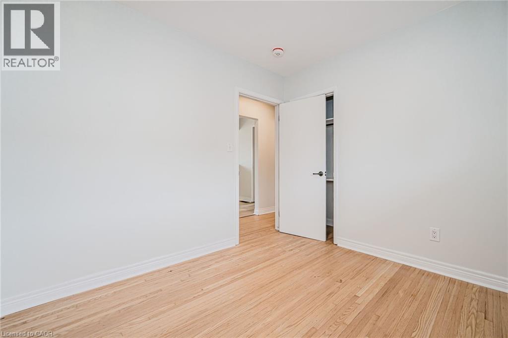 38 Endfield Avenue Unit# Main, Hamilton, Ontario  L8T 2L4 - Photo 15 - 40844740