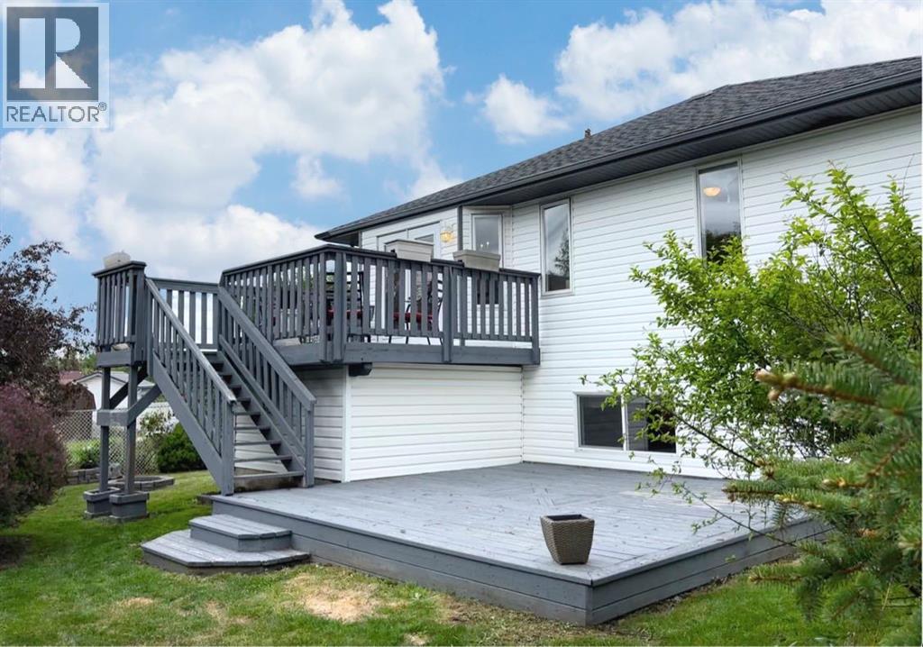 6244 Cypress Street, Olds, Alberta  T4H 1M7 - Photo 2 - A2329065